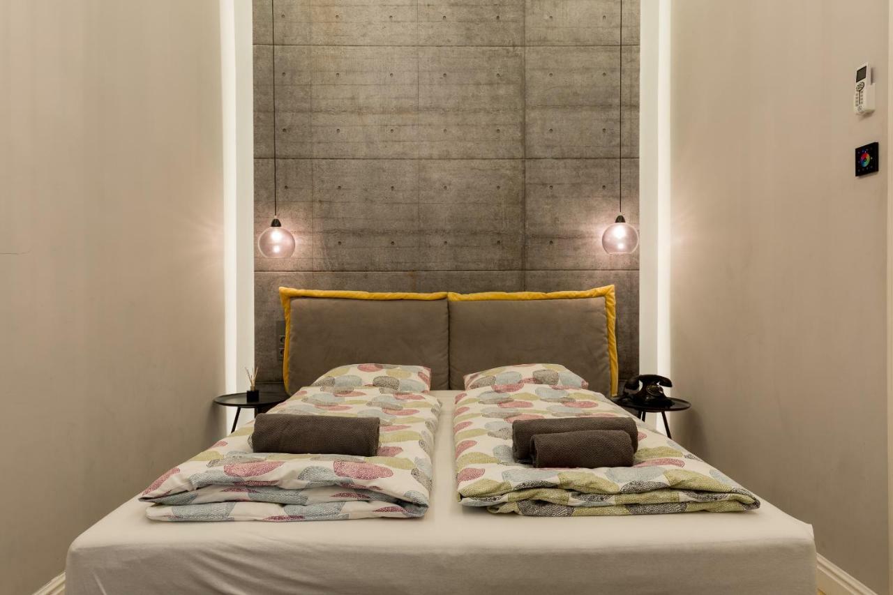 Luxury Twin 1-Bedroom In Kazinczy Street Budapesta Exterior foto