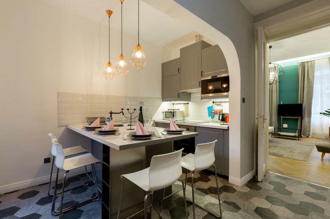Luxury Twin 1-Bedroom In Kazinczy Street Budapesta Exterior foto