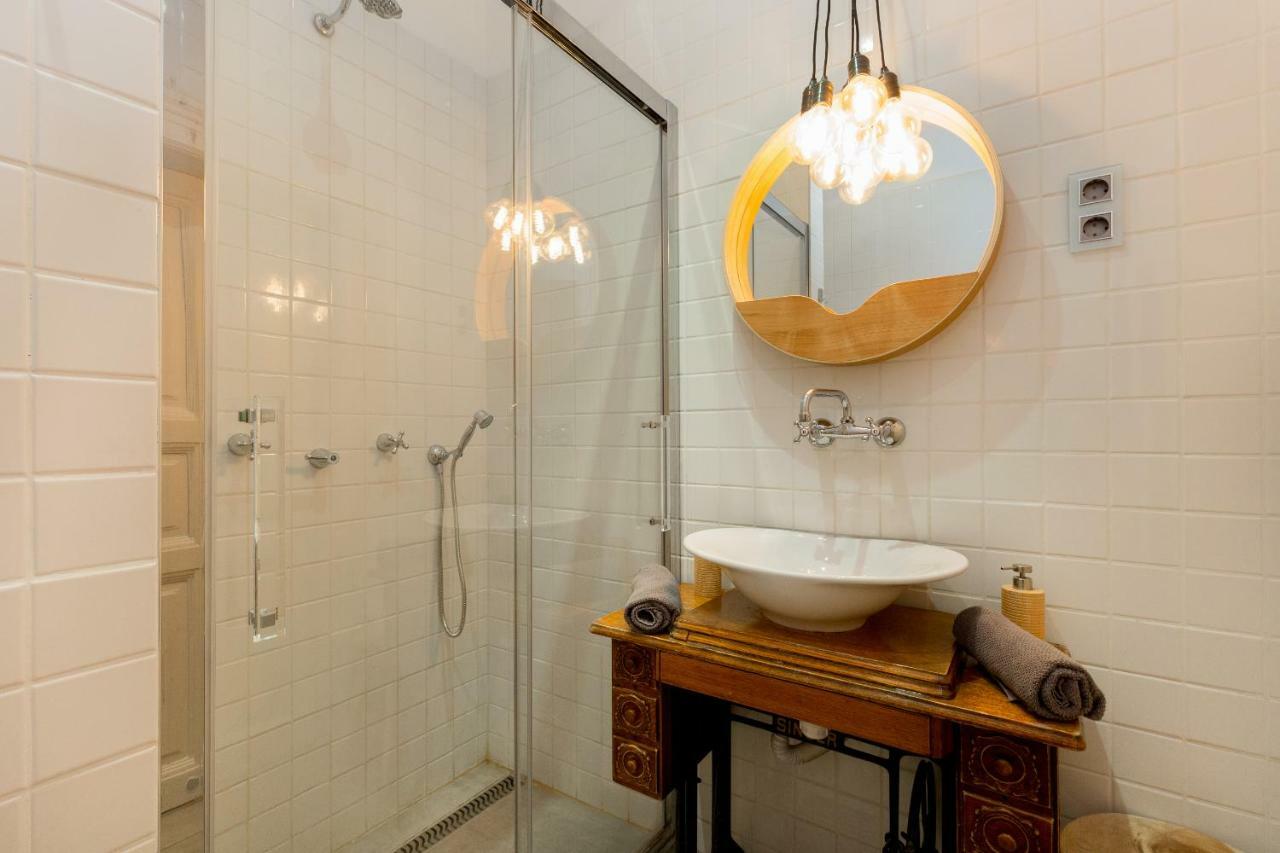 Luxury Twin 1-Bedroom In Kazinczy Street Budapesta Exterior foto